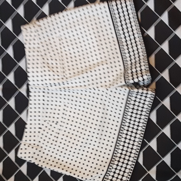 * LOFT OFF WHITE SHORTS WITH BLACK POLKA DOTS, SIZE 8 NEW - Picture 10 of 10